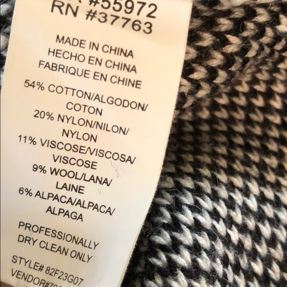 C&C Sweater - Picture 7 of 7